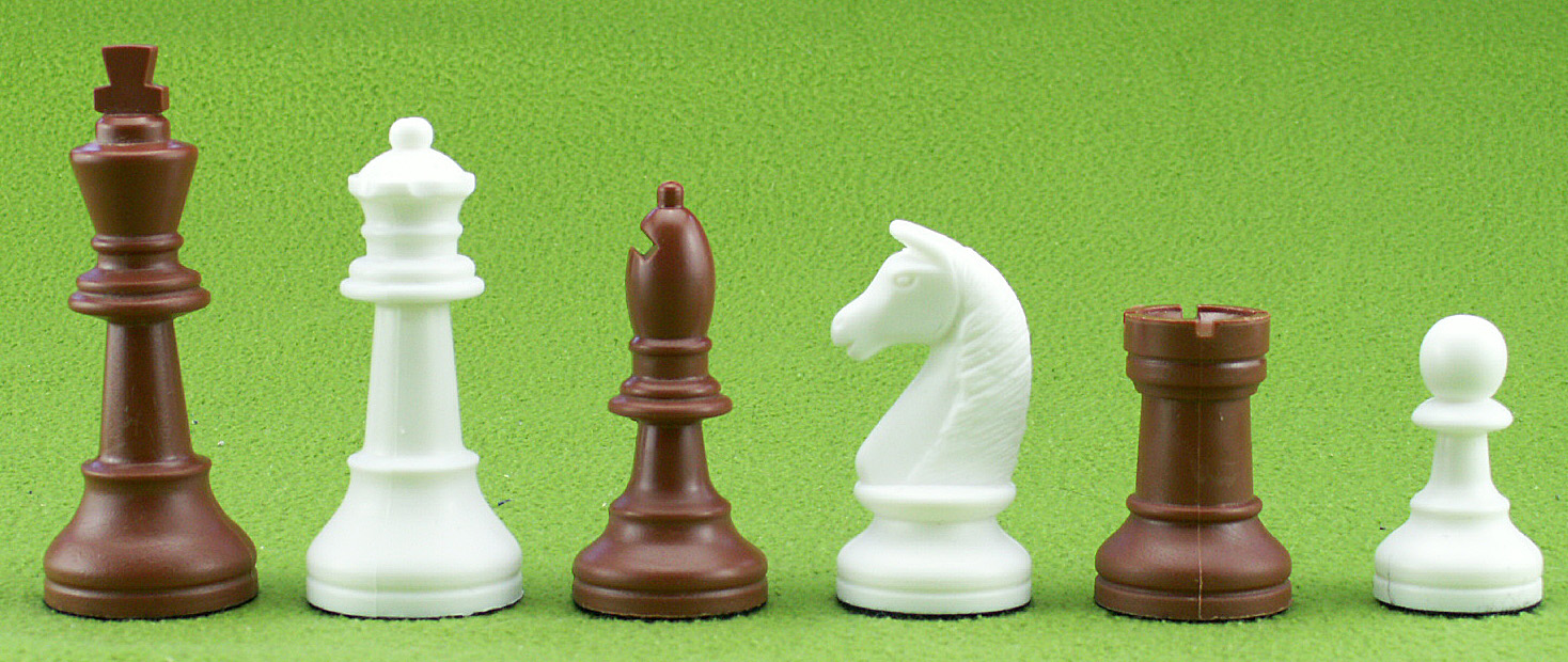 Schachfiguren braun / weiß – Holzkasten